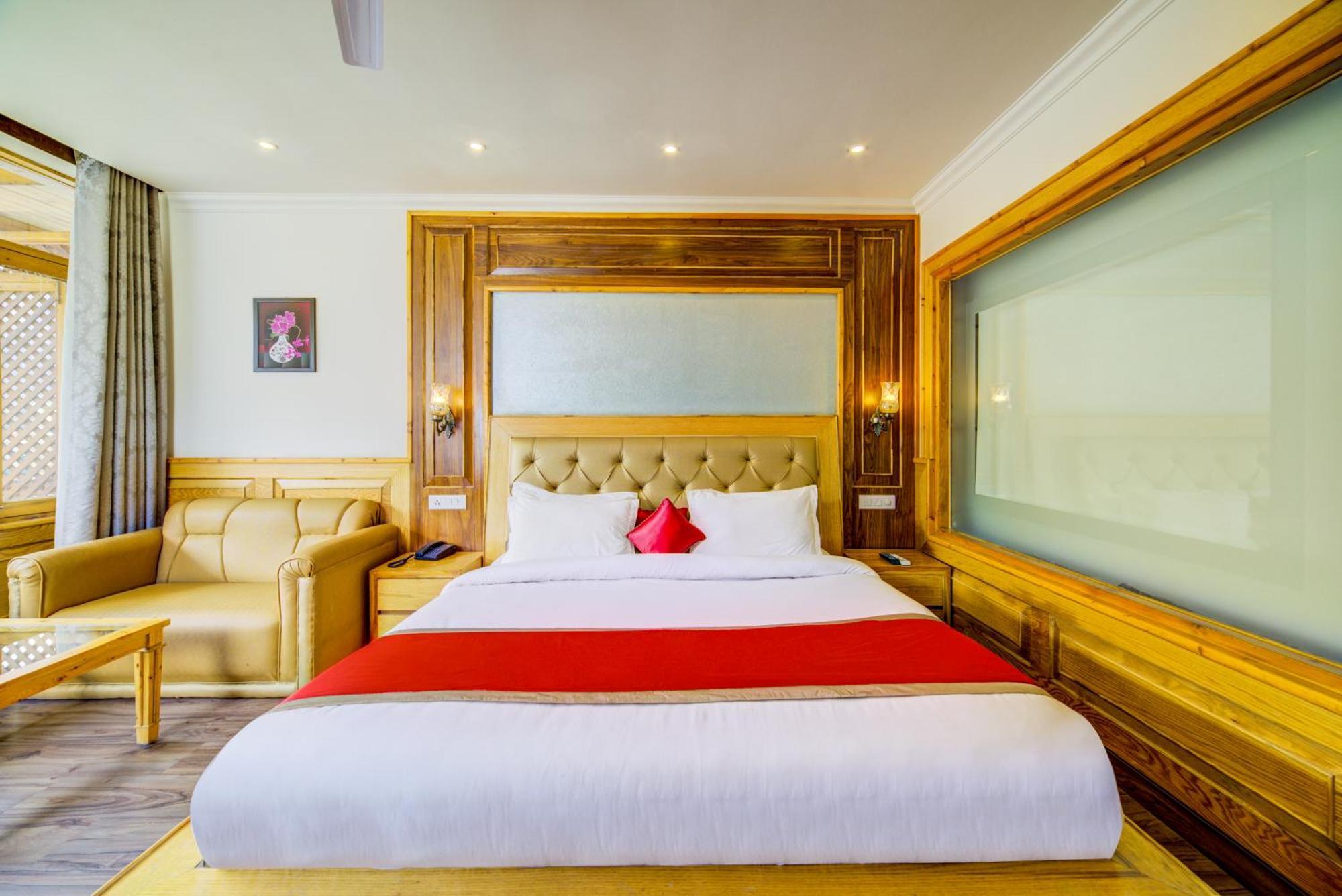 Grace Resort And Spa Manāli Kültér fotó